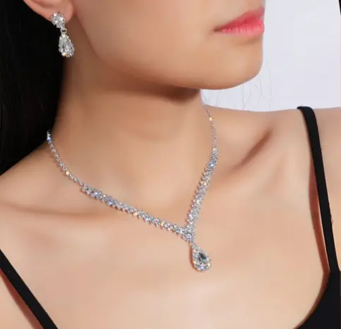 Set perhiasan kalung anting mewah pesta / pernikahan zircon Marion