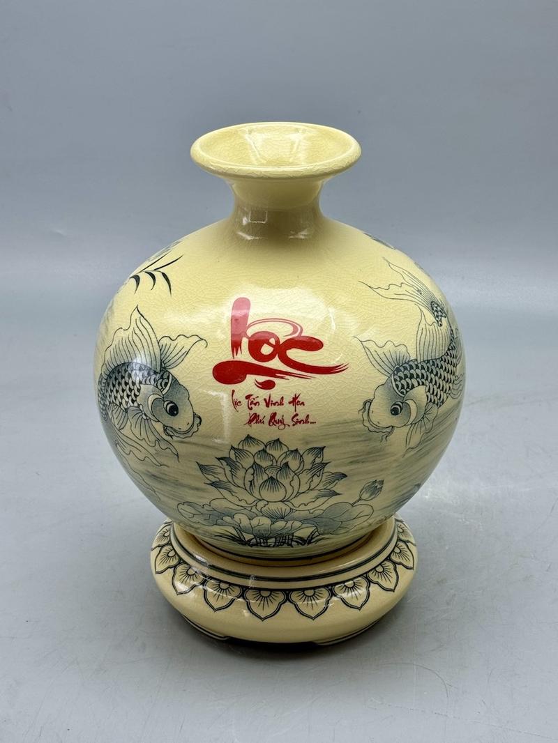 Product Introduction of Bình Hút Lộc Cá Chép Hoa Sen Chữ Lộc H25 Gốm Chu Đậu Truyền Thống 2