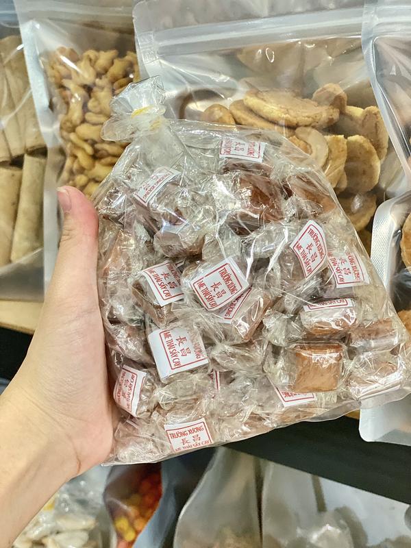 500gr Kẹo me Thái sấy cay Trường Xương kèm muối chấm