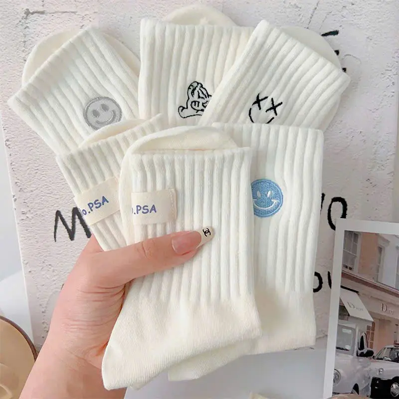 Bộ 5 đôi tất nữ cổ cao Cotton Tone Trắng Mặt Cười Xanh Hàn Quốc TT54 - Women [ j207 ]