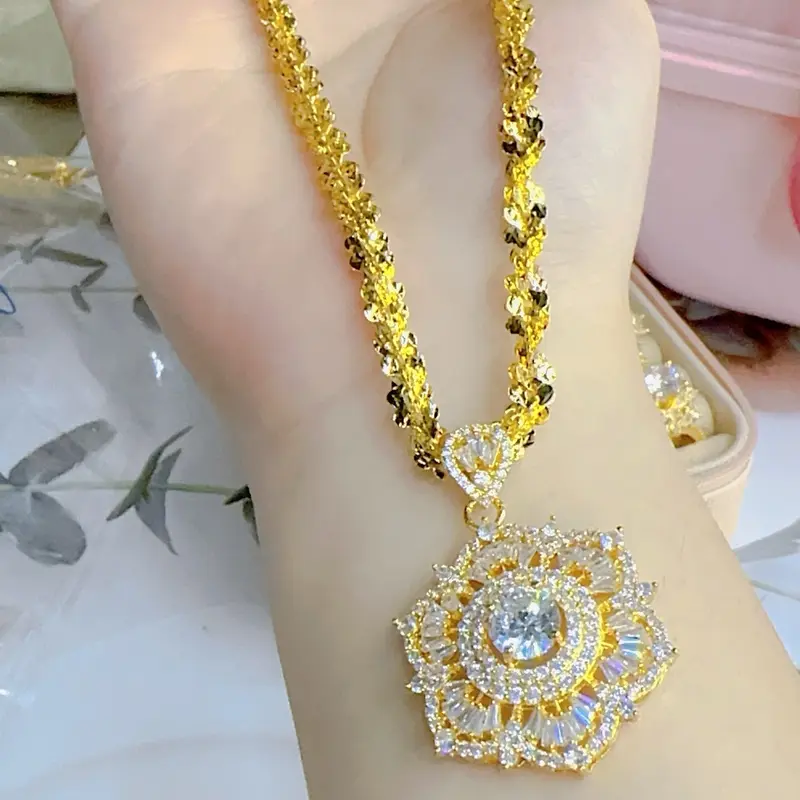 Dây xoắn hoa mai kèm mặt hoa tuyết Women Chain Trang Sức 3
