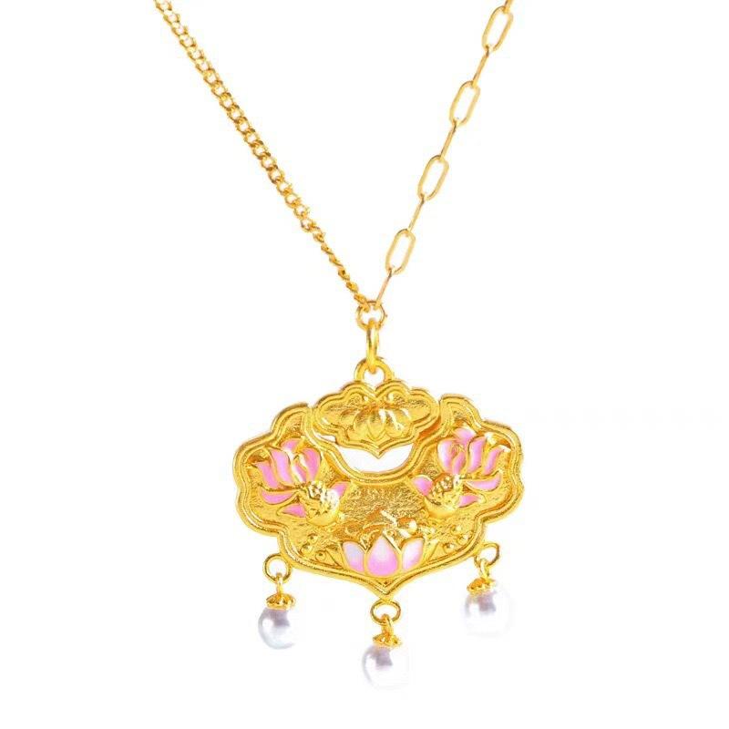 Product Introduction of Gold Shop Same Style Alluvial Gold 999 Pisces Koi Lock Necklace Safety Lock Powder Gold Plated Ruyi Huapai Lock Bag Pendant 8