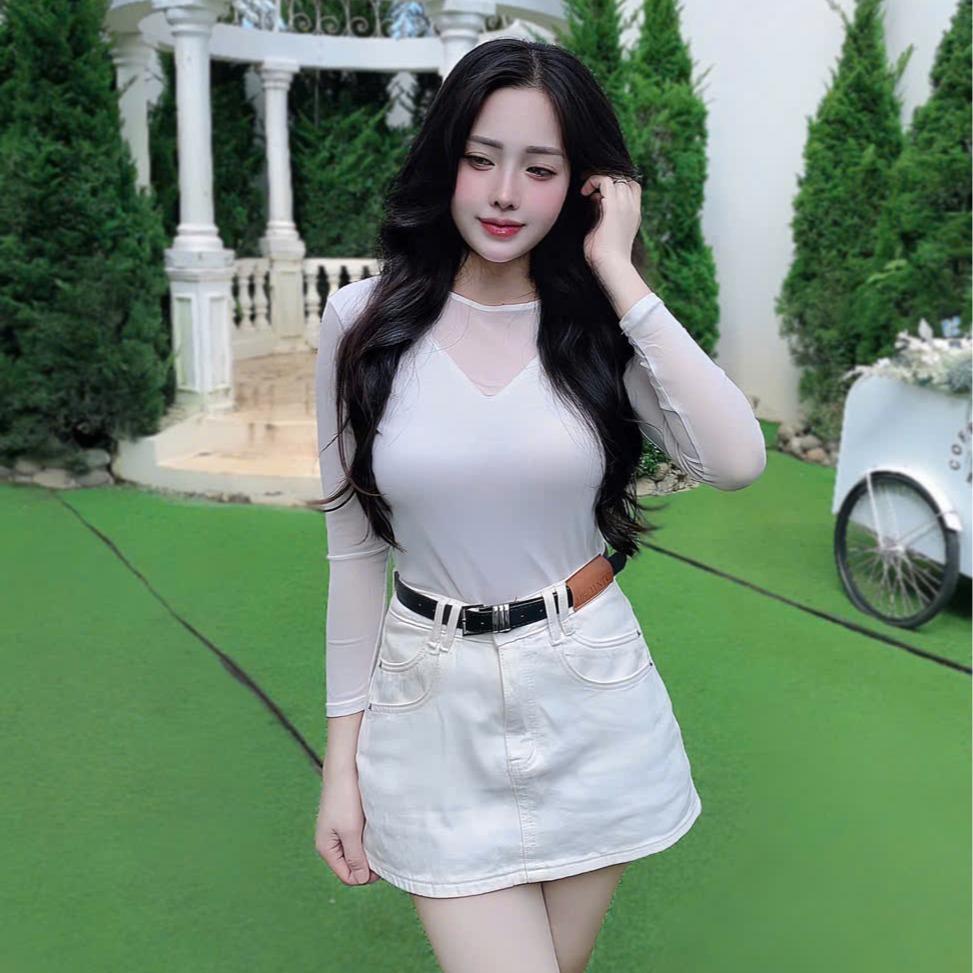 Trắng Cổ V
