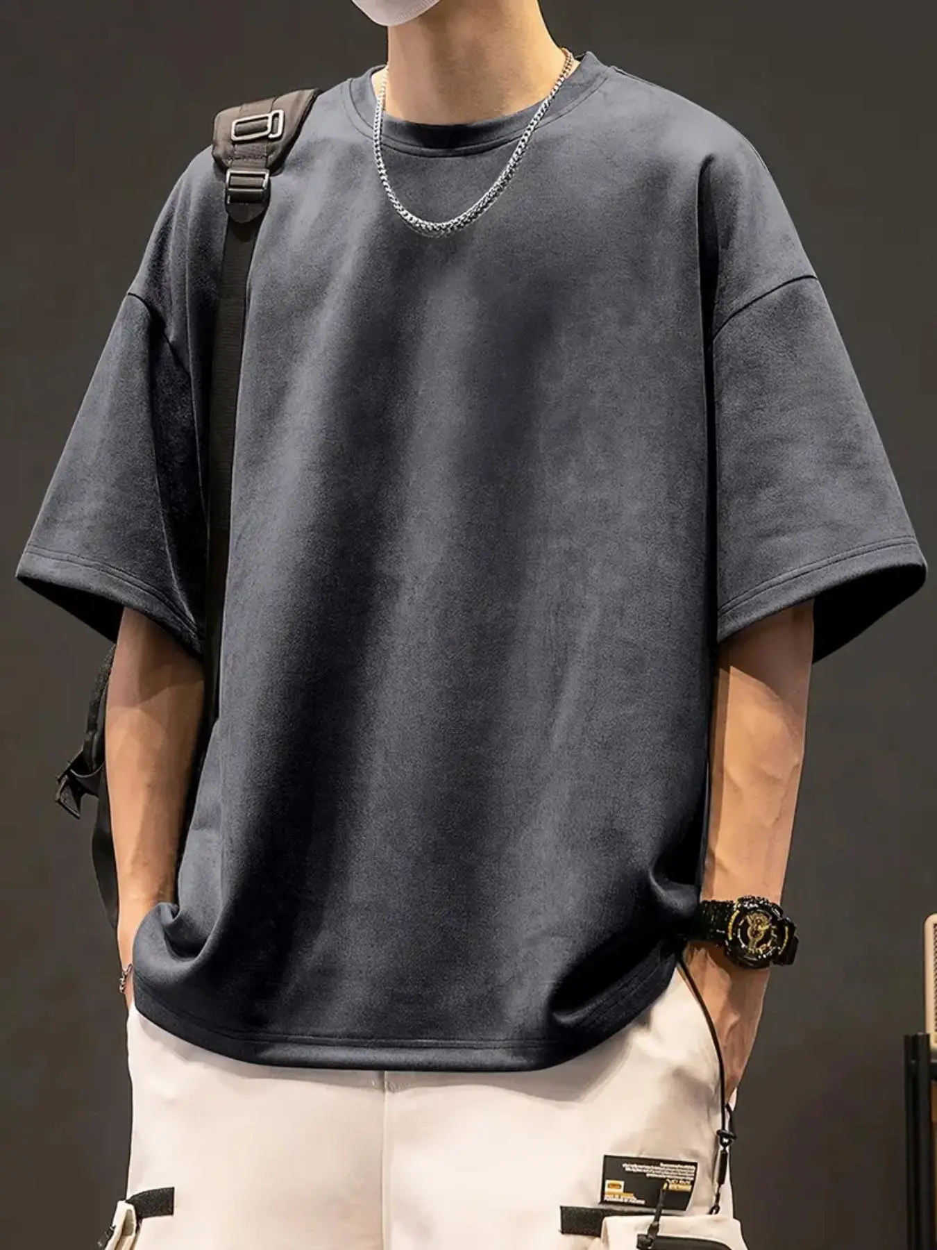 Men's Solid Color Suede Tee, Regular Fit Casual Short Sleeve Crew Neck T-Shirt for Summer, Fashion Men's Top for Daily Wear