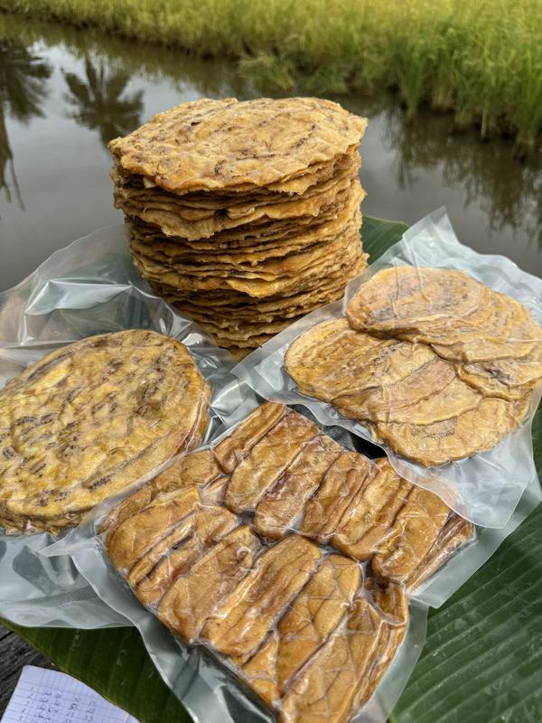 Combo 3 món  (Chuối Ép, Già, Trái, ) 500g mỗ bit Nhà Làm Snack Thức Ăn Ăn Vặt Food Tổng g Chua 2