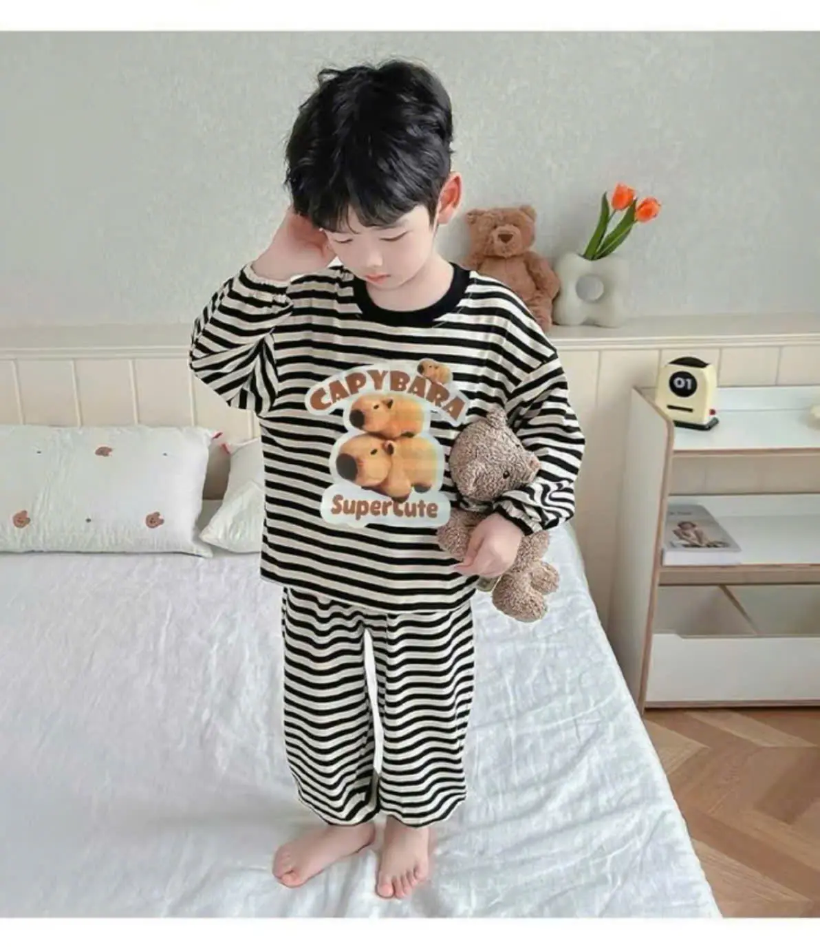 Bộ áo ngủ CAPYBARA,LABUBU dài tay kẻ dành cho bé trai và bé gái 14-45kg nhiều hình khác nhau.
