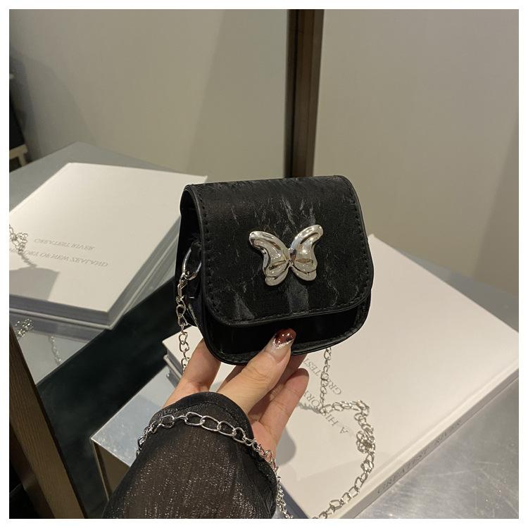 Product Introduction of 2024 Fashionable New Fresh Sweet Small Square Bag Butterfly Decoration Mini Advanced Texture Chain Crossbody Lipstick Pack 18