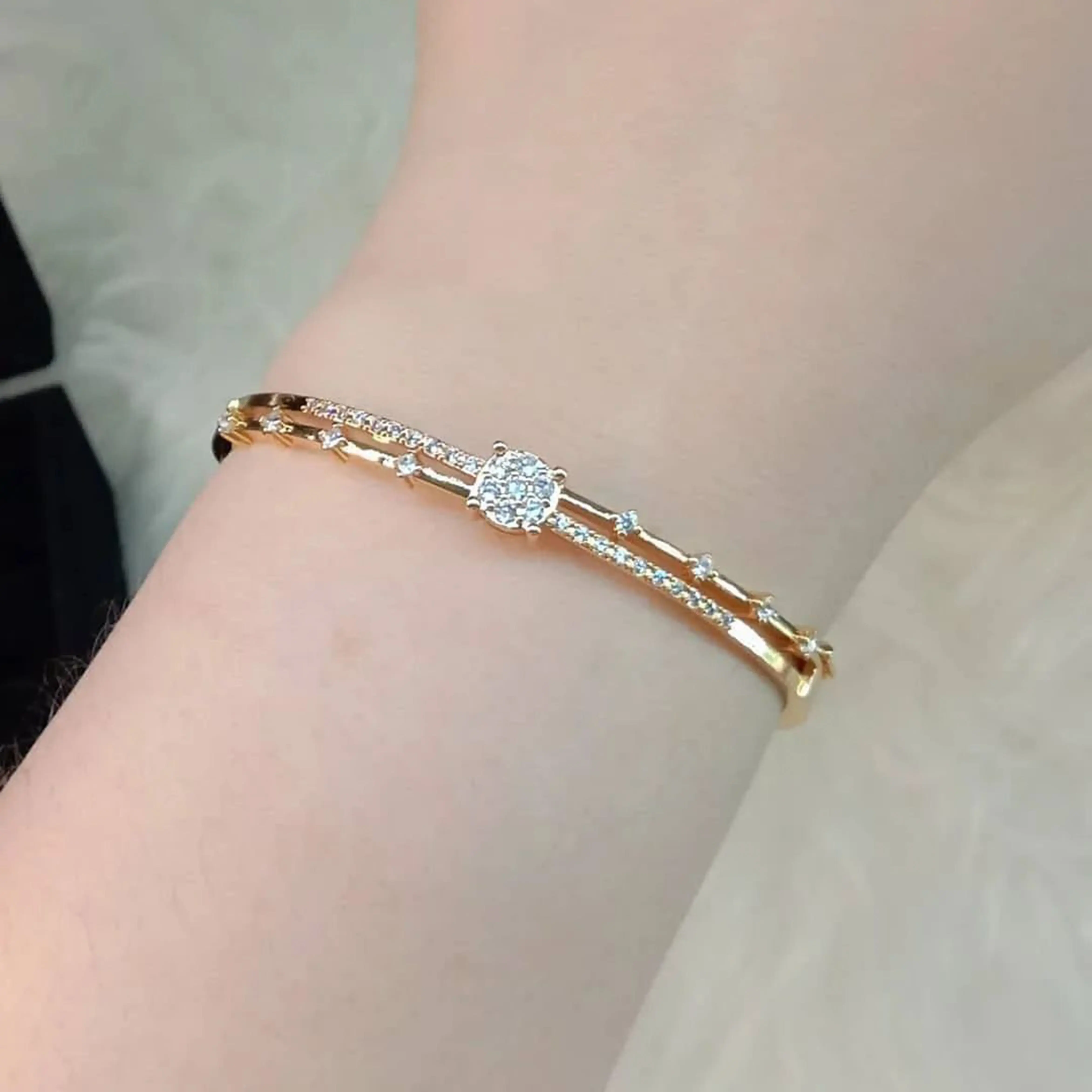 [ Beli 2 Produk Apapun Gratis 1 ] La Vienne - Oswald - Gelang Bangle Titanium Wanita Anti Karat Aesthetic - Perhiasan Elegan Cantik Mewah Simple Bracelets Bracelets