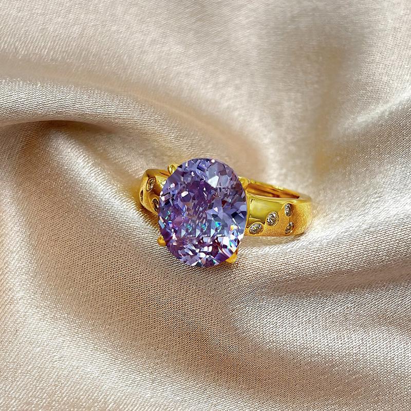 Product Introduction of Vintage Retro Nine Purple Fire Ring Light Luxury Retro Purple Qi Donglai Pigeon Egg High Carbon Diamond Ring for Women 5