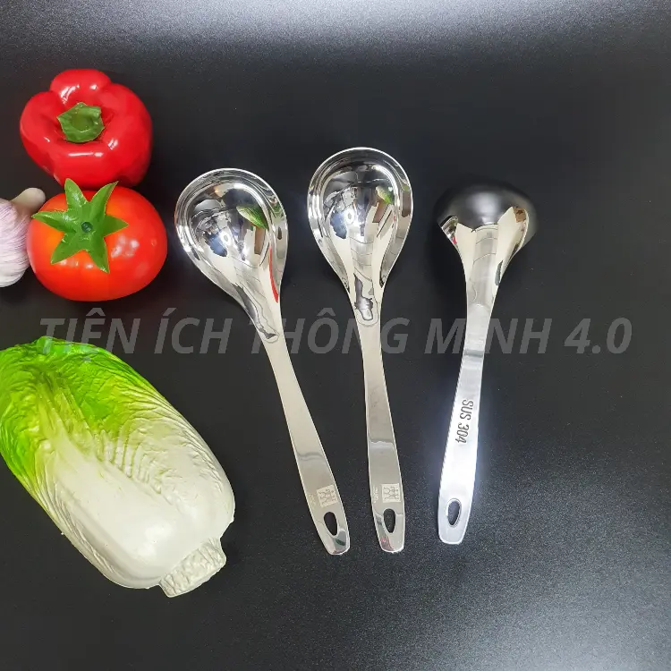 Muôi canh Đức hàng xuất inox 304, Chất liệu inox cao cấp, thân muôi dầy dặn, cầm nắm chắc tay 1