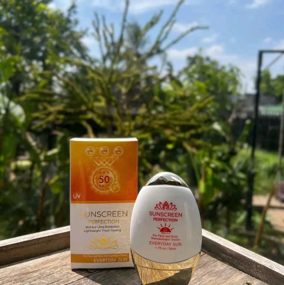 KEM CHỐNG NẮNG BB CREAM NÂNG TONE KIỀM DẦU
