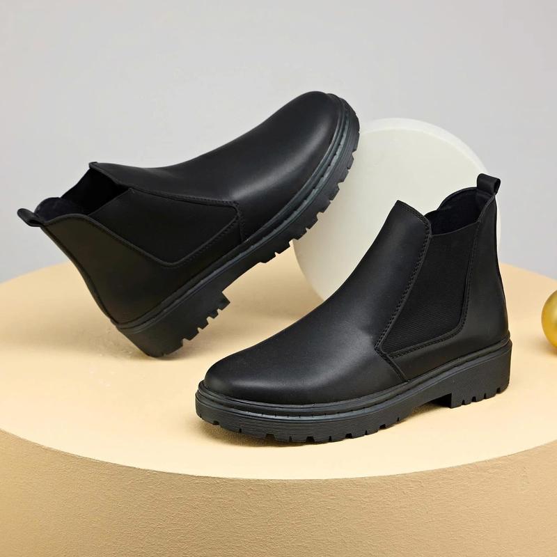 Giày chelsea boots mũi tròn đế cao su, da mềm, giày bốt nam mang noel, mang tết