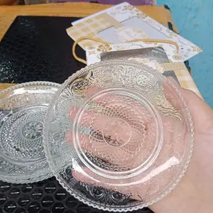 ( Isi 50pcs ) Souvenir Piring Kecil / Piring Tatakan Gelas Kemas Box