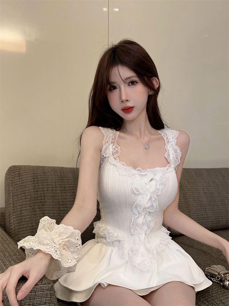 Product Introduction of French style sweet and spicy gentle lace camisole vest for women, worn inside and outside, irregular short sleeveless top Womenswear Tube Lingerie Comfort 4