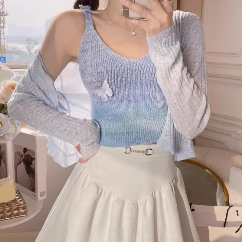 Women's Summer Cute Chic Slim Tank Tops Sleeveless V Neck 3D Butterfly Short Knitted Vest
