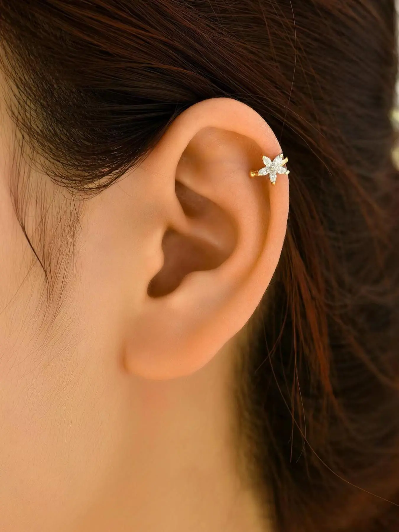 Women's Elegant Rhinestone Decorated Flower Shaped Ear Cuff, Exquisite Trendy Ear Cuff, Fashionable Earrings for Party Decoration