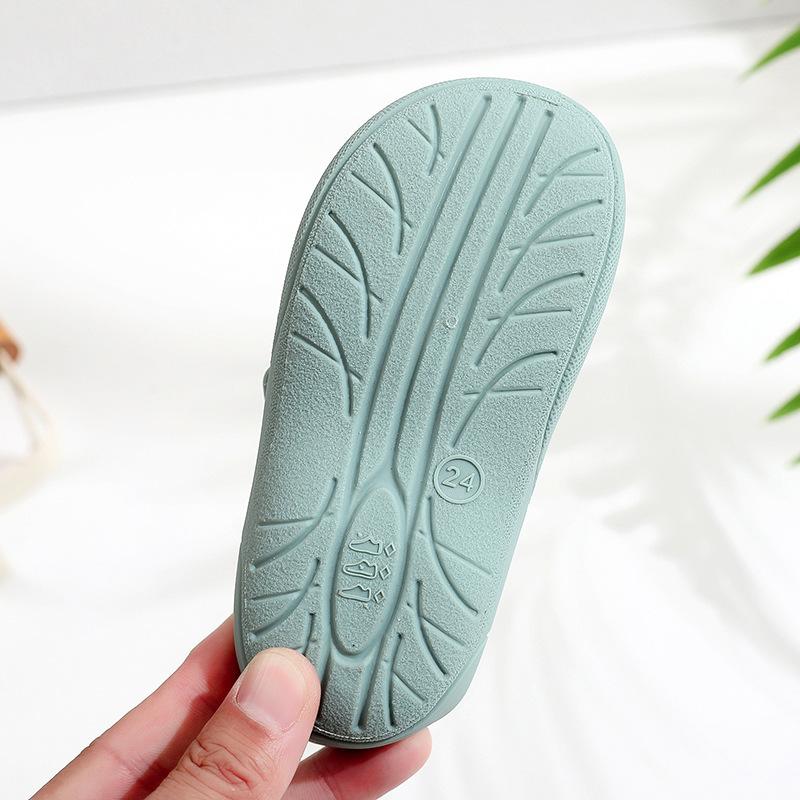 Product Introduction of 24-Year New Children's Closed Toe Soft Plastic Velcro Men's and Women's Baby Water-Stepping Sand Shoes Hole Shoes 27