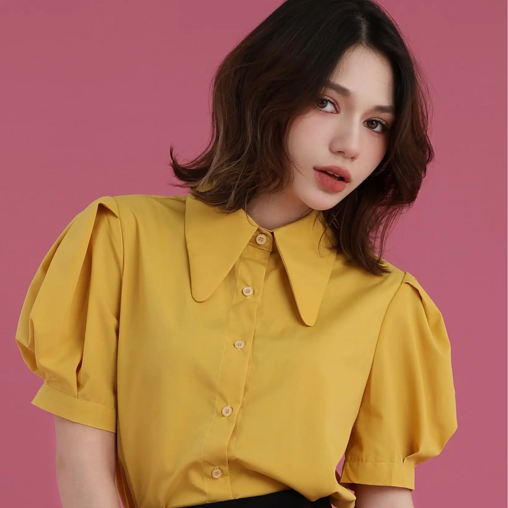LIIN Sơ mi Sami cổ nhọn tay bồng trendy