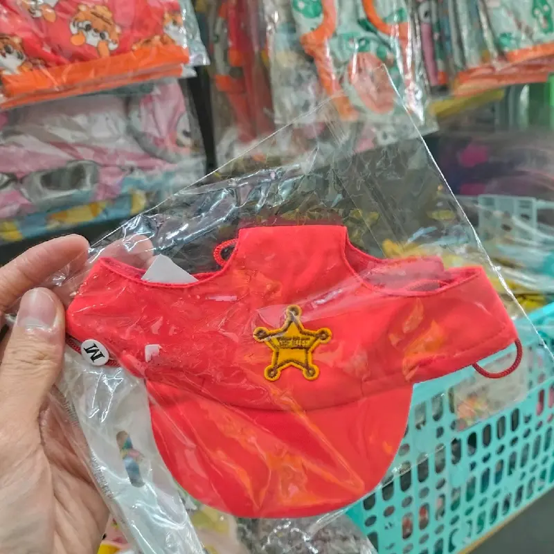 Nón tai bèo, nón kaki, nón noel, nón cối các loại dành cho thú cưng. 4