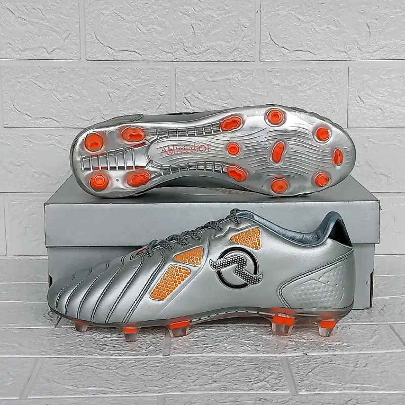 Sepatu Bola Alligator Roguns Free kaos kaki dan deker Set Uniseks Nyaman Boots 6