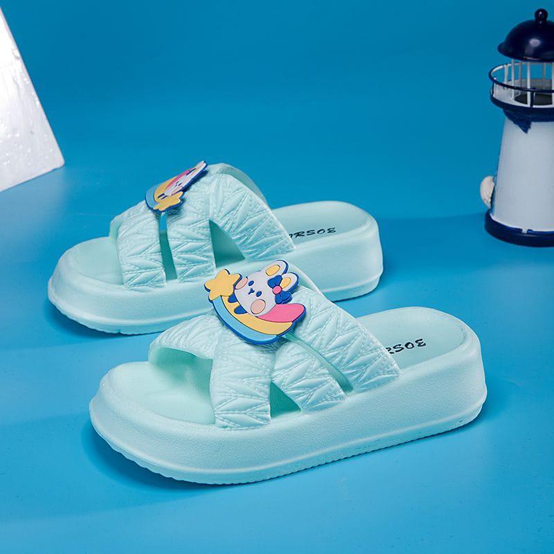Product Introduction of 2024 New Sandal Selop anak LABUBU Viral Kekinian Bahan Karet Jelly Anti Slip Kaki Fashion 21