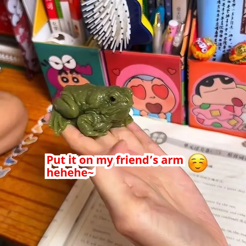 Realistic squishy frog stress relief toy novelty bumpy toad fidget for ...