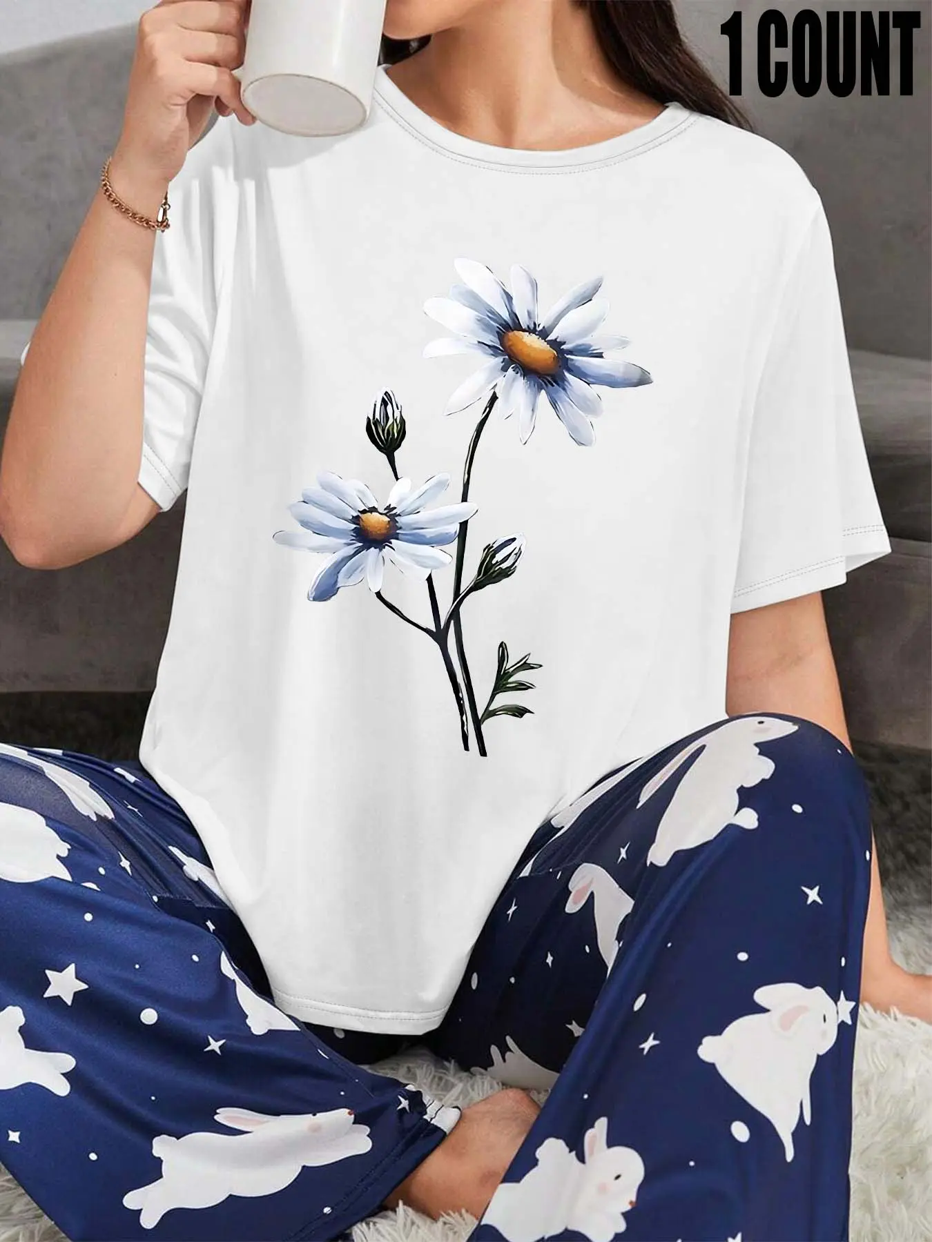 【Plus Size】 Floral Print Round Neck Tee, Casual Short Sleeve Crew Neck T-shirt for Summer, Women's Plus Sleepwear for Daily Wear, Top