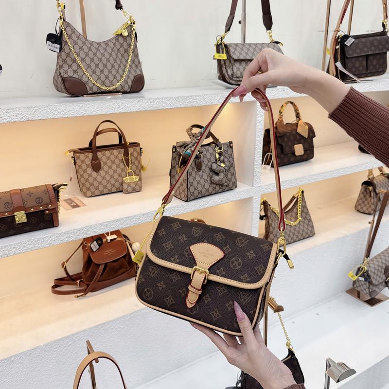 Túi Xách Basic Nữ, Chất da, Dáng Kẹp Nách, Nắp Gài, Size 20, Tiện Dụng %1066&1099_T #B91 Bag Tote