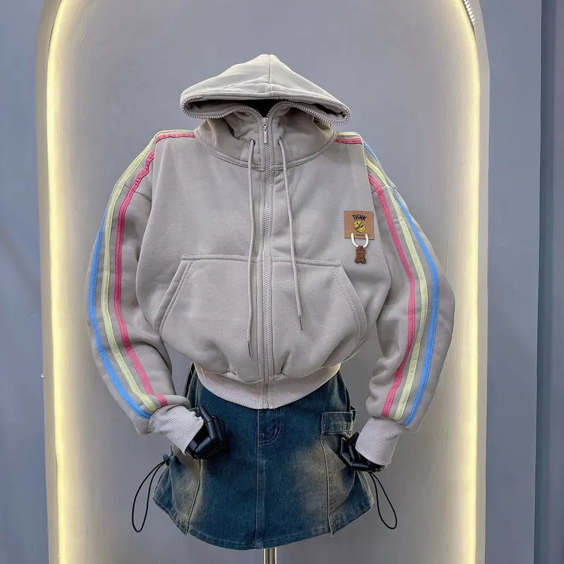 ÁO KHOÁC 3 SỌC THÊU LOGO GẤU 6 TÚI - nón to - dây kéo cao - xỏ ngón tay - size từ 38kg-65kg Nữ Jacket Women Top Nhung thông thường thường 7