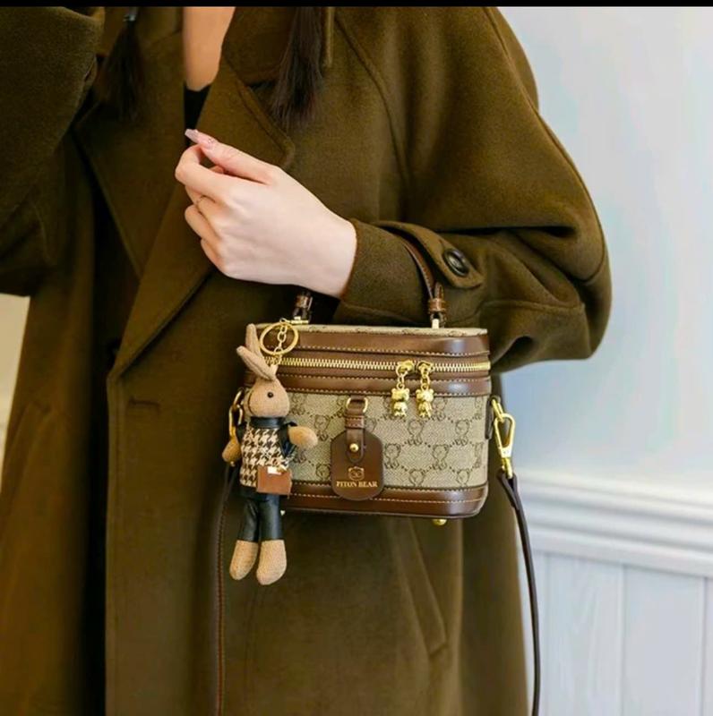 (Tặng Kèm Gấu) Túi Xách Nữ Túi Đeo Chéo Túi Đeo Vai Túi Cốp Gấu - T61   Da Nhung Bag Kem