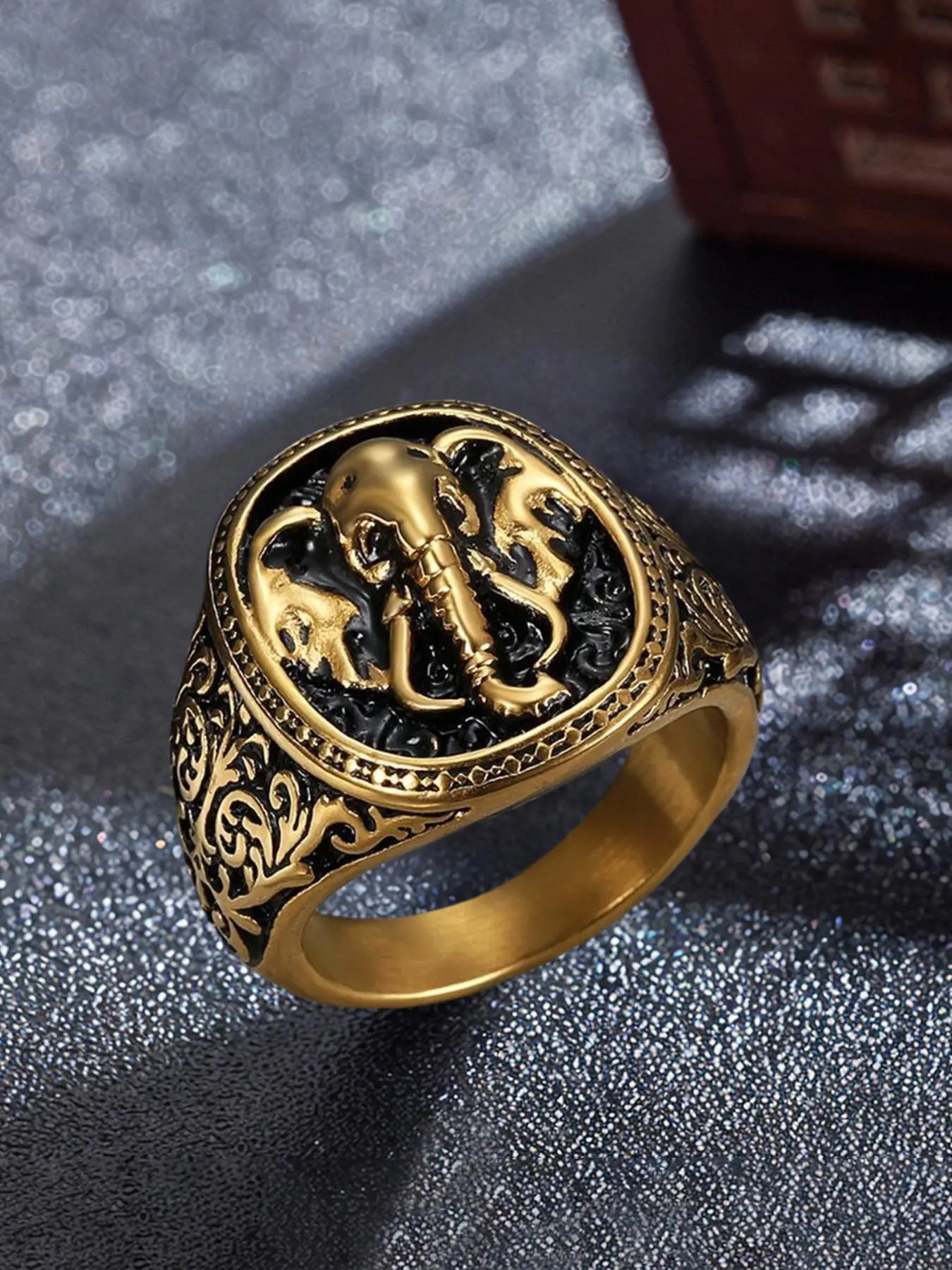 Men's Punk Style Elephant Embossed Design Ring, Vintage Retro Stainless Steel Ring, 2024 New Style Fashion Jewelry Accessories for Men As Anniversary Gift