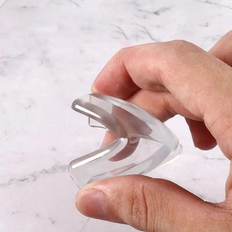 Góc chống va chạm cho trẻ em Dải cửa sổ Bàn cạnh Bao bọc An toàn Tay áo chống va chạm Silicone Góc chống va chạm 6