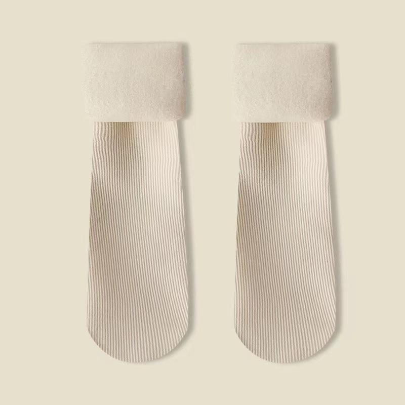 Product Introduction of Tất Đi Tuyết Gia Đình, Thời Trang, Thường Ngày, Nhung Dày, Ấm Áp 34