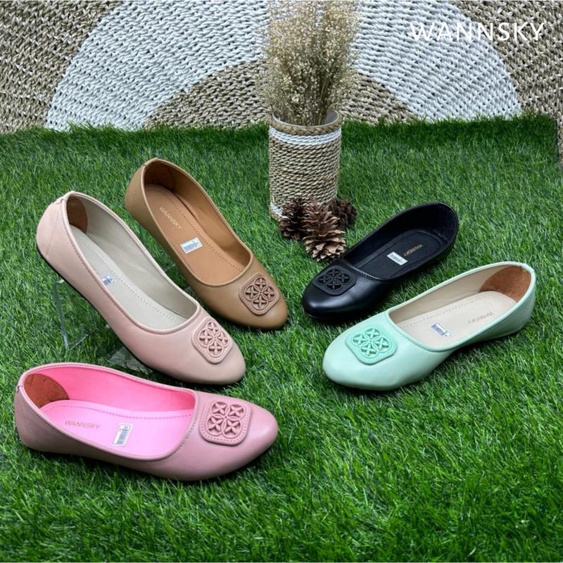 Product Introduction of WANNSKY YUK - Sepatu Flat Shoes Wanita || Syifa || Sepatu Flat Shoes Wanita Sepatu Teplek Slip On Wanita Terbaru Sepatu Wanita Kekinian Sepatu Karet Terlaris Tanpa Hak 2
