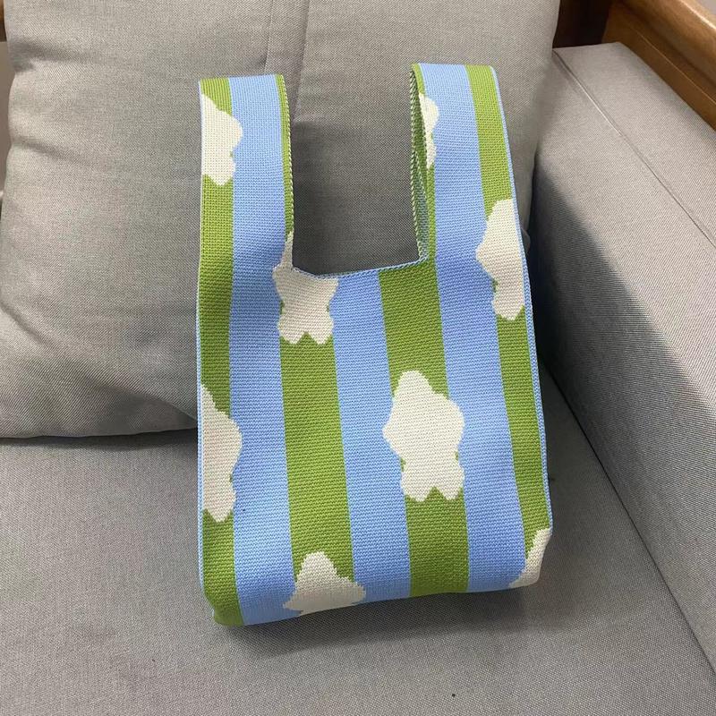 Product Introduction of Ins Internet Celebrity Handbag for Women Knitted Bucket Bag Korean and Japanese Style Versatile Handheld Casual Tote Bag Lunch Bag 3