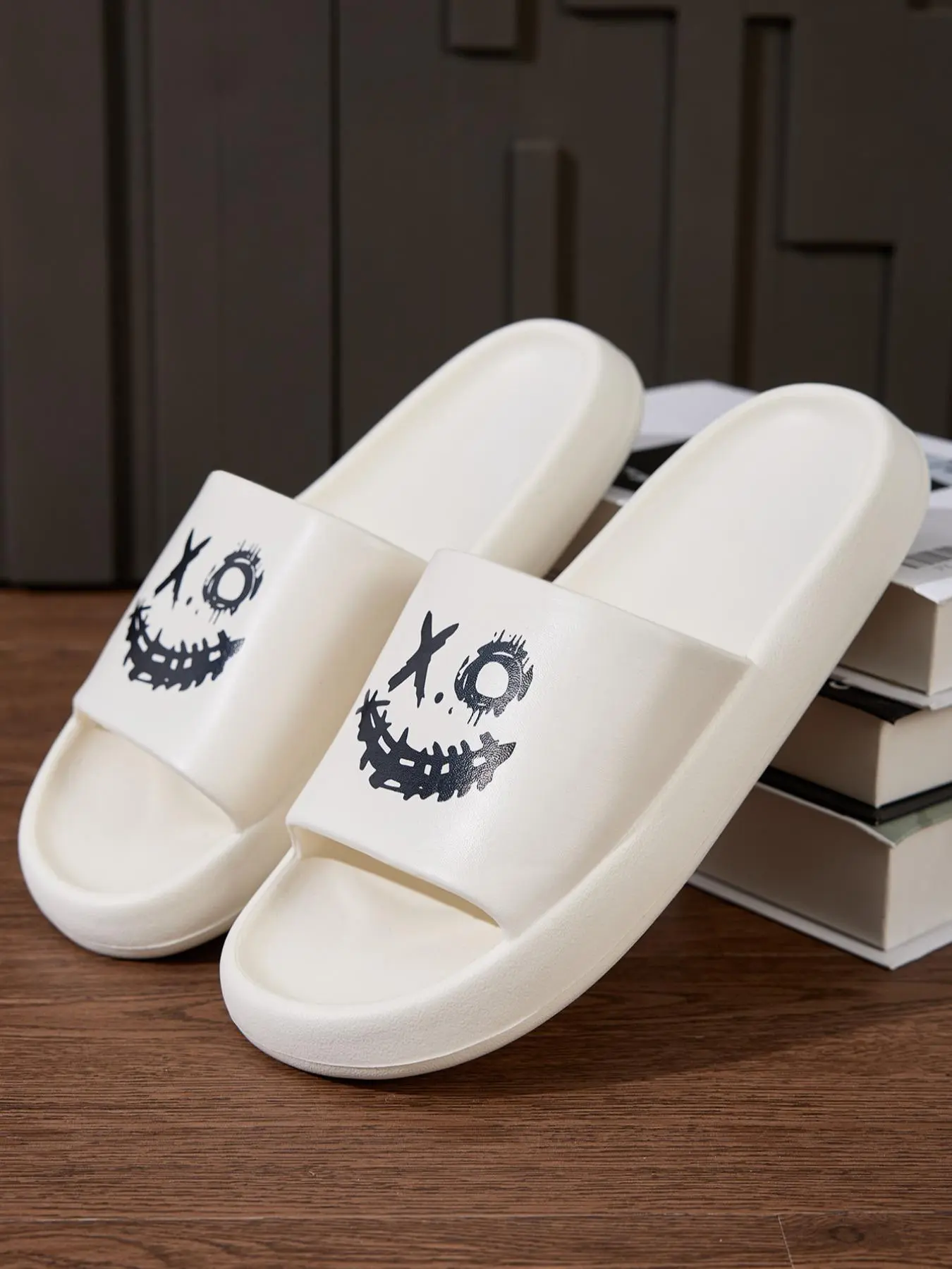 Men's Halloween Themed Slides, Casual Comfortable Breathable Home Slippers, Soft Non-slip Slippers for Indoor & Outdoor Wear