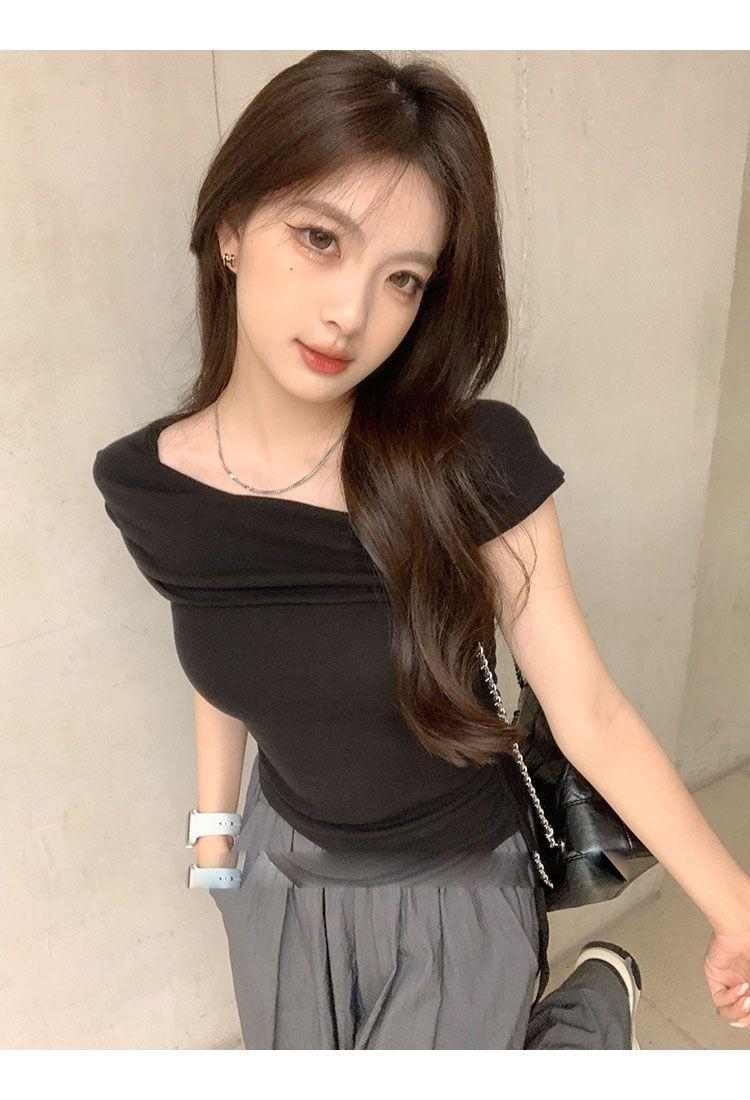 Product Introduction of Design Sense Niche Top Women's New Summer off-Shoulder Pure Color Trendy Short Sleeve T-shirt 2024 Womenswear Blouse 15