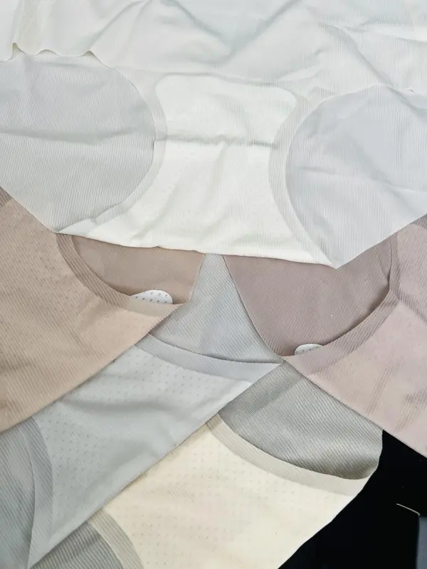 Combo 6 Quần Lót Su Thạch Co Giãn Không Viền ( Free Size từ 40-65kg ) 1