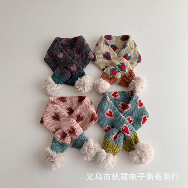 Product Introduction of Children's Scarf Cute Double Ball Love Pattern Knitted Cross Scarf Korean Style Baby Windproof Neck Protection Warm Neck Warmer 9