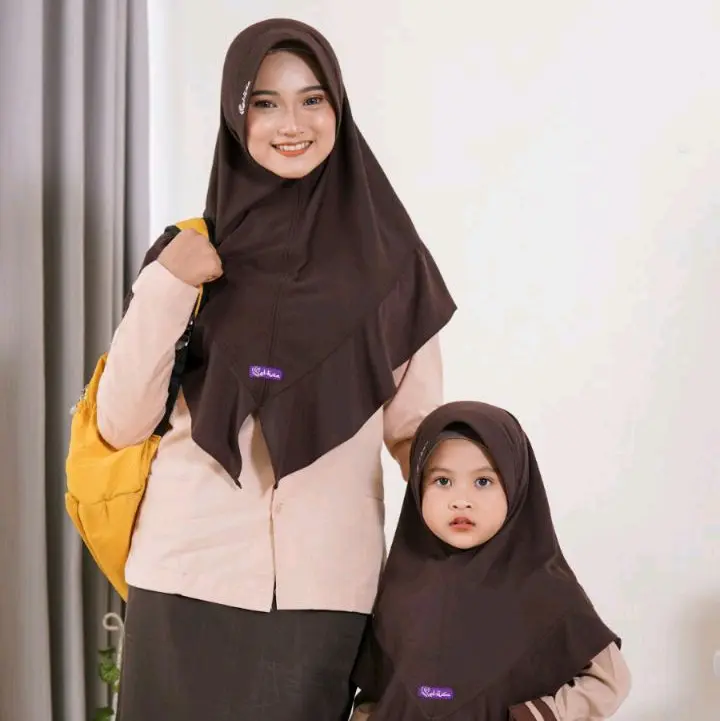 BERGO SHENA HIJAB NYA ANAK SEKOLAH  ORI ELLISA HIJAB