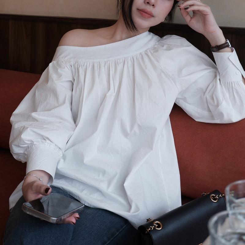 NALIN TOP | Áo sơ mi lệch vai tay phồng form babydoll Trắng Đen Đỏ HeibyHer