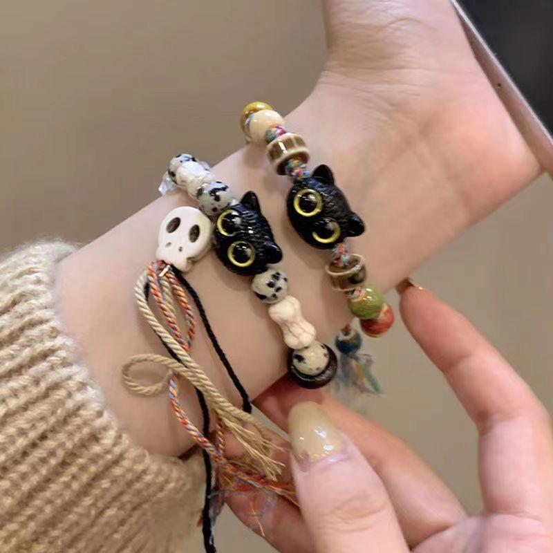 Product Introduction of [Store Hot Sale] Skull Cat Woven Rope Bracelet for Men and Women, Niche Design, Sweet and Cool Chinese Style Tassel Colorful Bracelet Jewelry 4