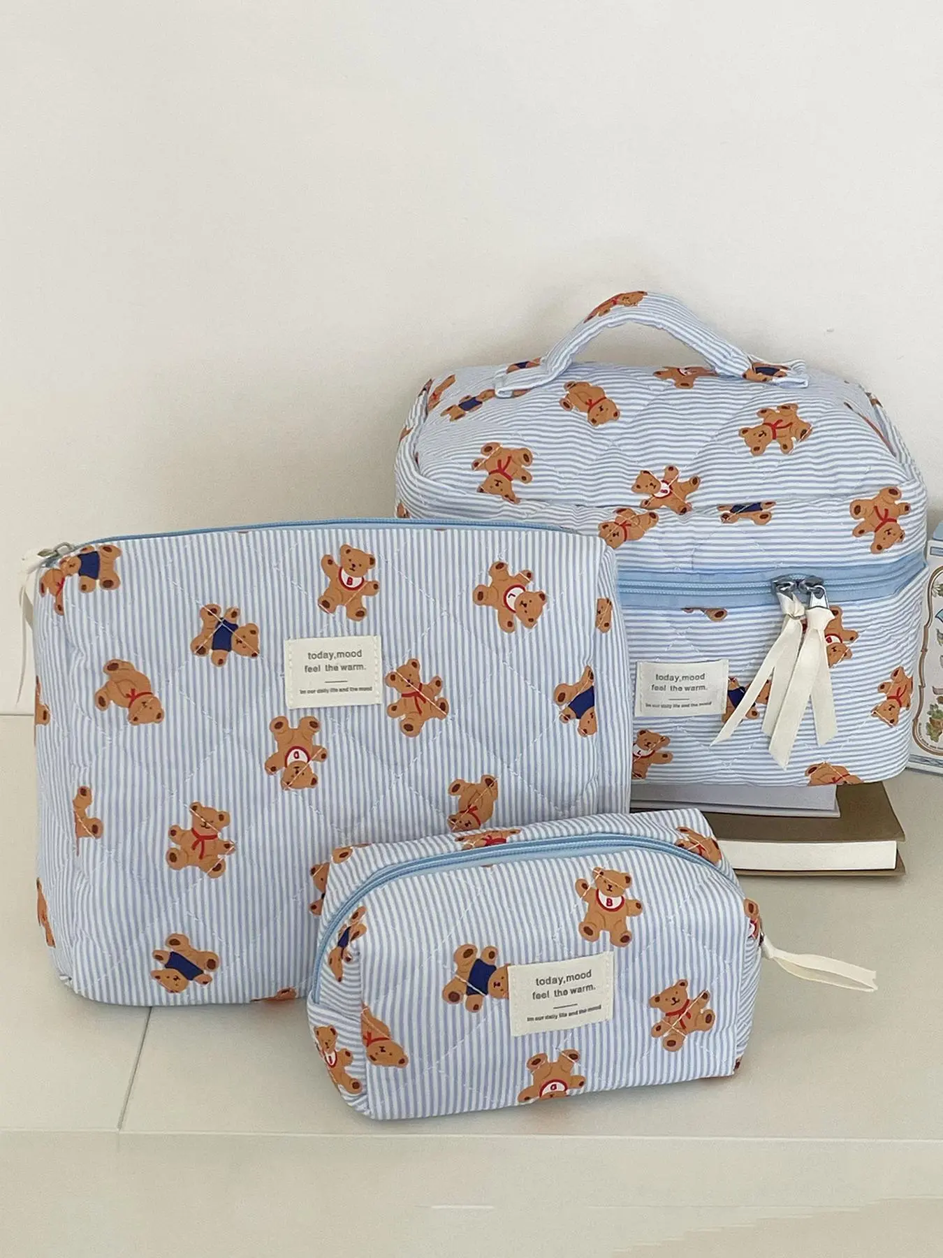 Cute Cartoon Bear Pattern Makeup Bag Set, Travel Essentials, Portable Cosmetic Organizer Pouch, Zipper Makeup Bag, Versatile Storage Bag for Travel, Vacation and School Use, Gifts for Wife