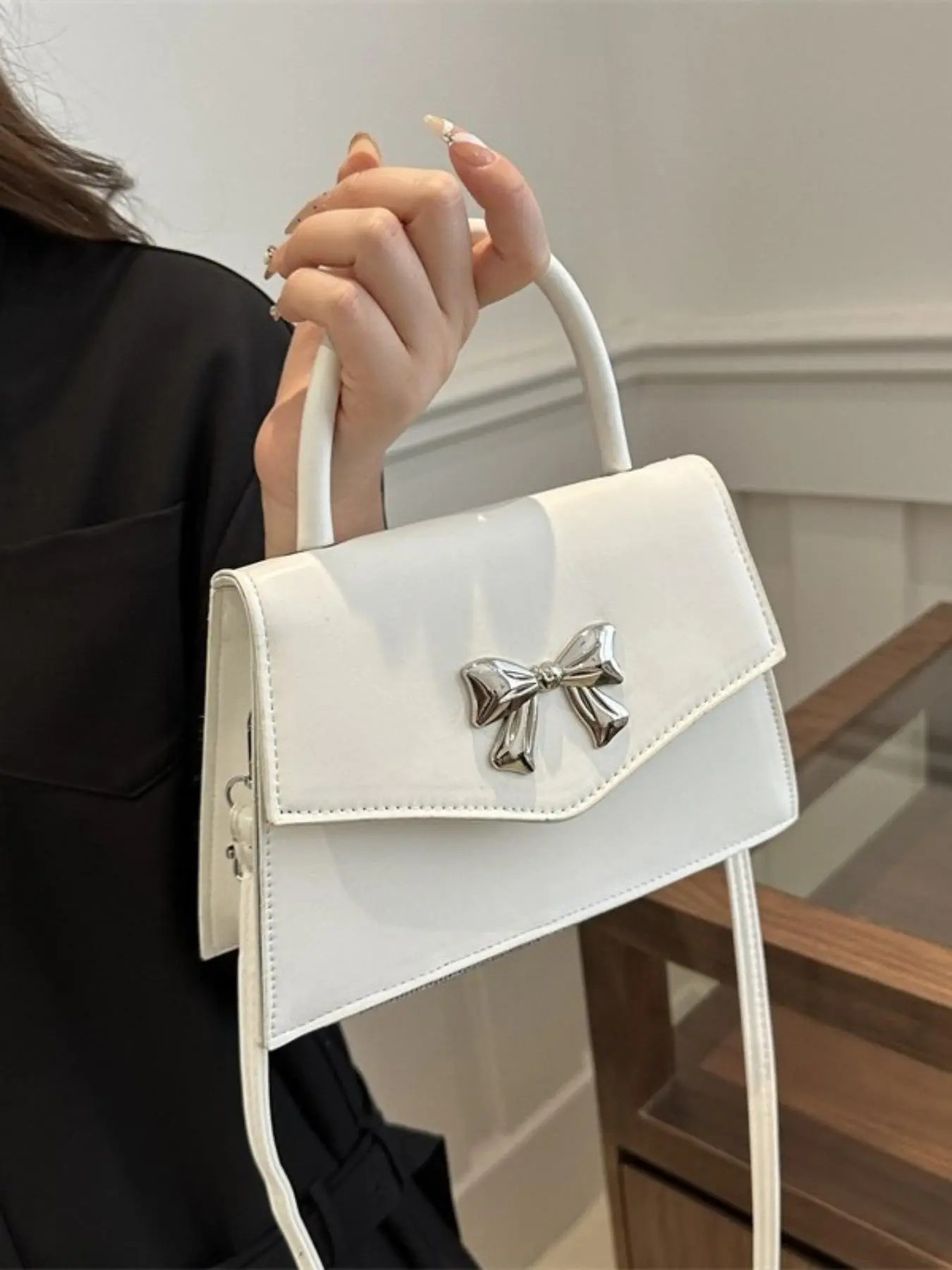 Women's Bow Decorated Shoulder Bag, Fashionable Solid Color Crossbody Bag for Daily Used, Casual Trendy Versatile High-quality Daily Commuting Bag