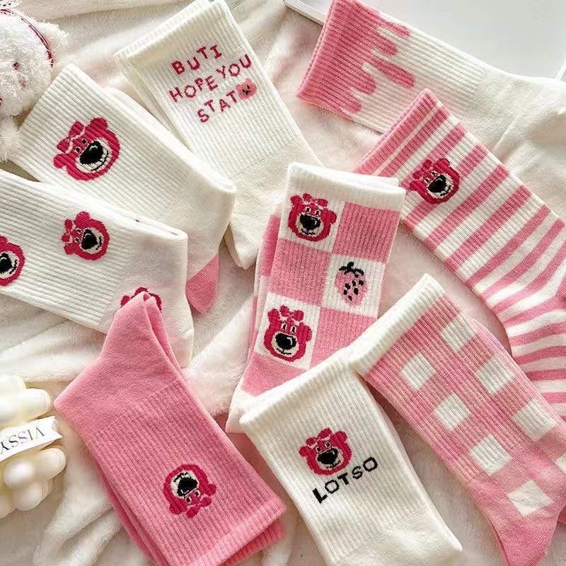 SET 10 Đôi Tất Cao Cổ Nữ Họa Tiết Gấu Dâu, Vớ Cotton Màu Hồng Hình Gấu LOTSO Phong Cách Hàn Quốc Women (TẤT GẤU DÂU CỔ CAO)