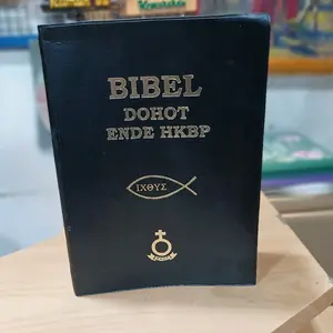 Bibel dohot Ende 864 Ende (Alkitab bahasa Batak) sampul hard cover(sampul keras )