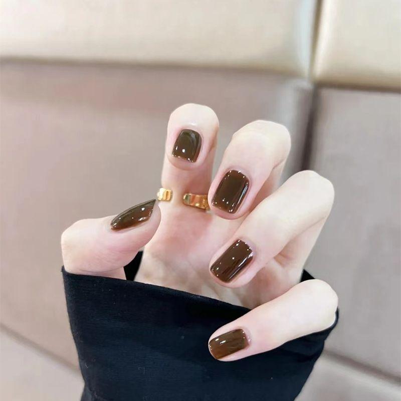 Brown Sugar Coffee Short Solid Color Hand White Finished Nail Beauty Daily Simple Maillard Wear Armor 2024 Winter New 2