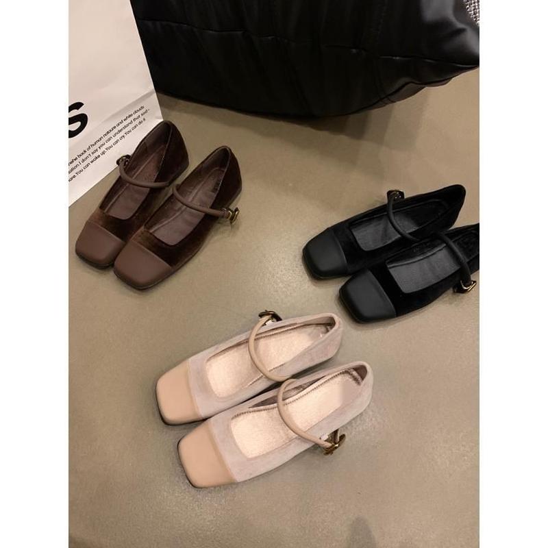 Product Introduction of 2025 French Style Square Toe Mary Jane Women's Shoes New Korean Style Flat All-Matching Graceful Shallow Mouth Pumps Maillard Pumps Girl Footwear 12