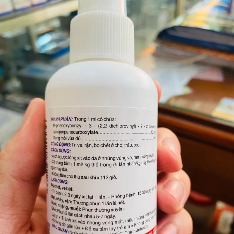 Vemedim Spray dog dung dịch xịt 100ml Diệt ve, rận, bọ chét cho chó, mèo 2