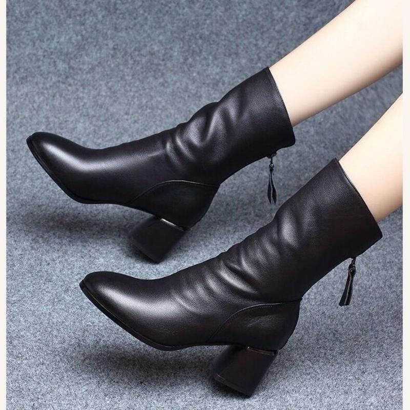 giày boot nữ  Bốt Ngắn Da Mềm, Đế Mềm, Giữa, Gót Chunky, Nhung Mới, Phong Cách Anh, Đơn Giản Và Thoải Mái Shoes Cổ Cao Shoes Cổ Cao